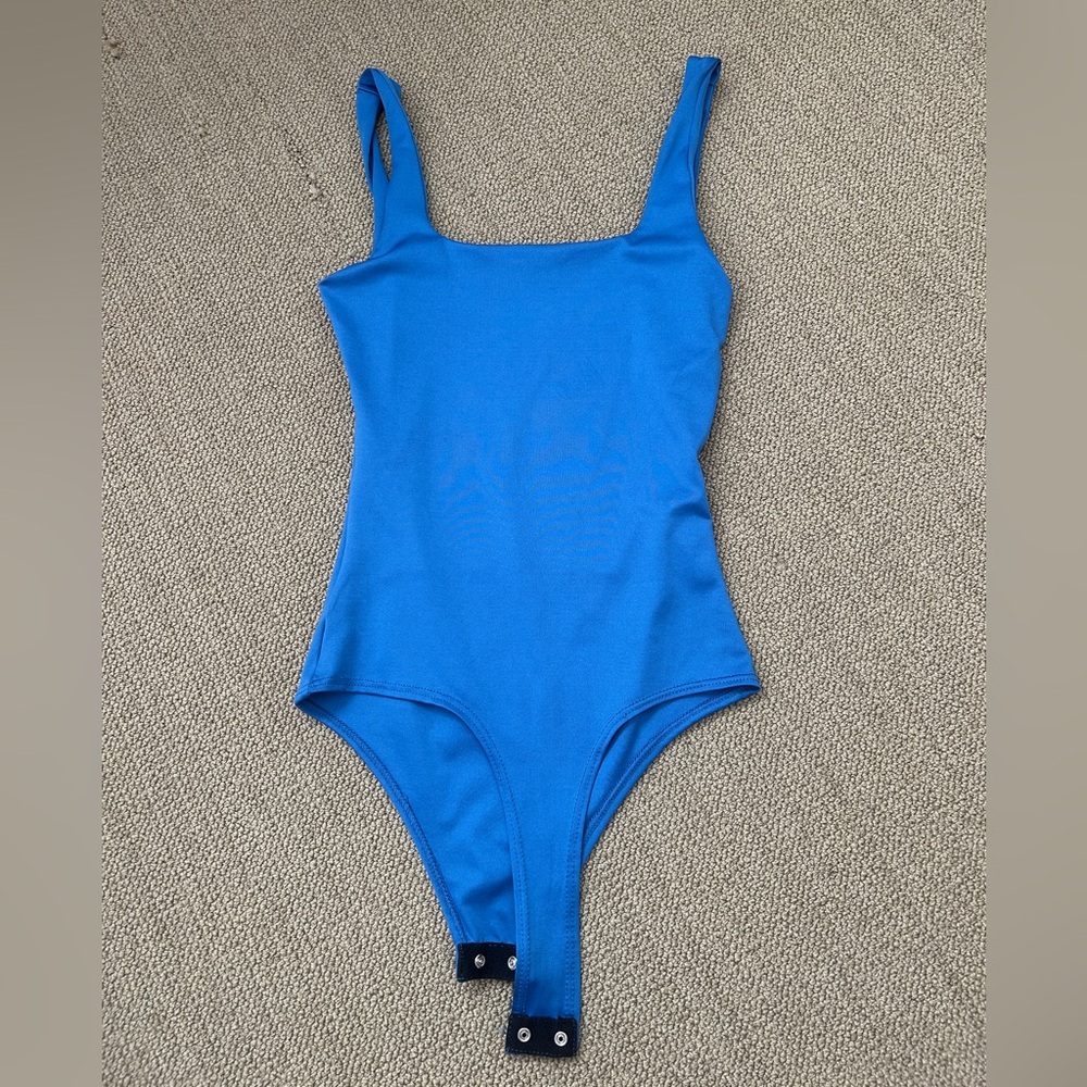 Blue square neck bodysuit soooo flattering